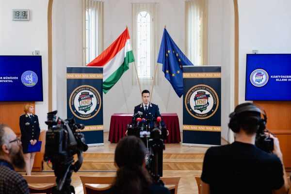 Több mint 2 tonna kokaint foglaltak le Dominikán