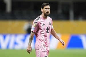 Váratlan pofont kapott Messi